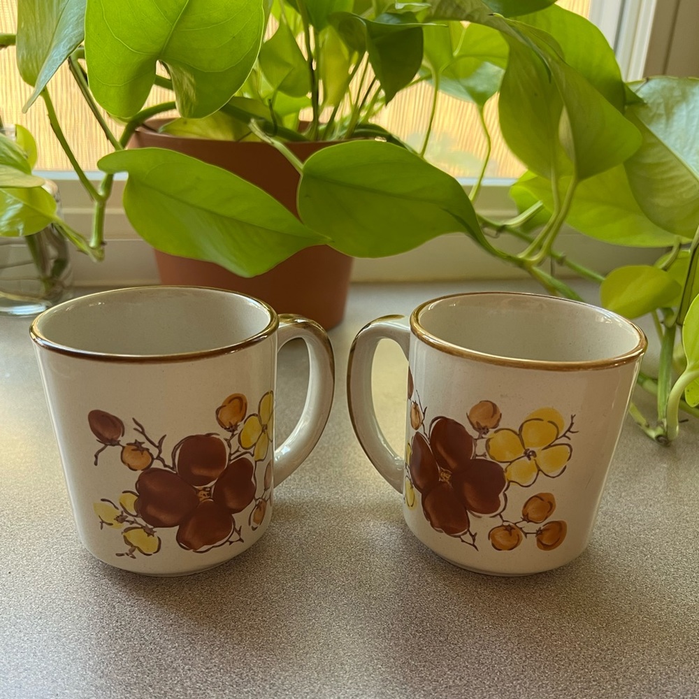 Vintage JMP Casualstone Cup Mug Brown Yellow (Set of 2)